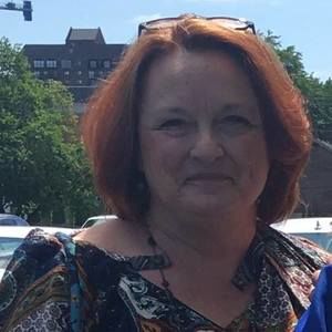 Meet your Posher, Esther